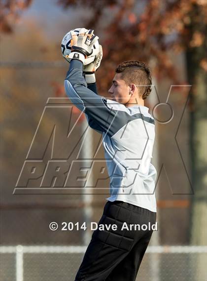 Thumbnail 2 in Silver Lake Regional vs Needham (MIAA Division 1 South Semifinal) photogallery.