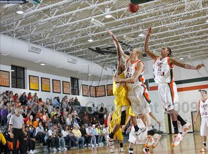 Thumbnail 2 in Lincolnton @ East Lincoln (NCHSAA Playoffs) photogallery.