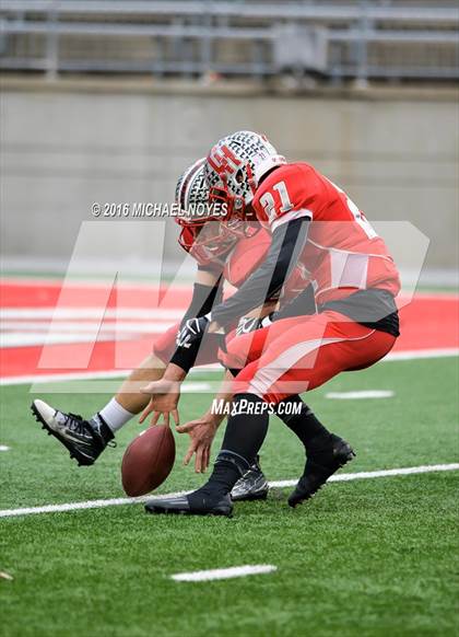 Thumbnail 3 in Marion Local vs. Cuyahoga Heights (OHSAA Division 6 Final)  photogallery.