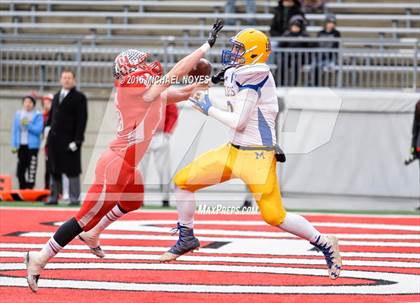 Thumbnail 3 in Marion Local vs. Cuyahoga Heights (OHSAA Division 6 Final)  photogallery.