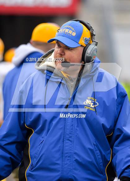 Thumbnail 1 in Marion Local vs. Cuyahoga Heights (OHSAA Division 6 Final)  photogallery.
