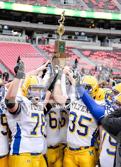 Thumbnail 2 in Marion Local vs. Cuyahoga Heights (OHSAA Division 6 Final)  photogallery.
