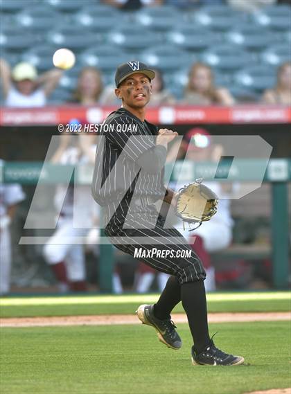 Thumbnail 2 in Warren vs. La Serna photogallery.