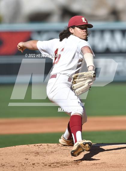 Thumbnail 1 in Warren vs. La Serna photogallery.