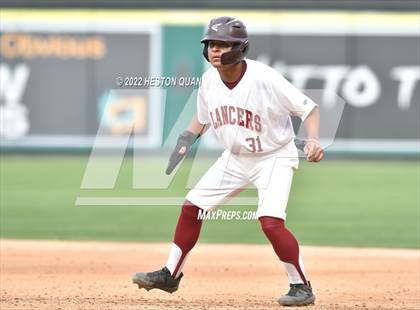 Thumbnail 2 in Warren vs. La Serna photogallery.