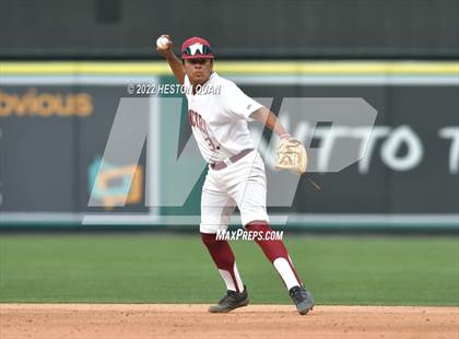 Thumbnail 3 in Warren vs. La Serna photogallery.