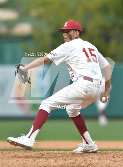 Thumbnail 3 in Warren vs. La Serna photogallery.