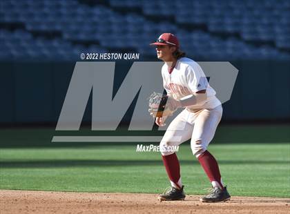 Thumbnail 1 in Warren vs. La Serna photogallery.