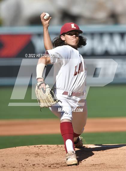 Thumbnail 2 in Warren vs. La Serna photogallery.