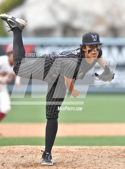 Thumbnail 3 in Warren vs. La Serna photogallery.