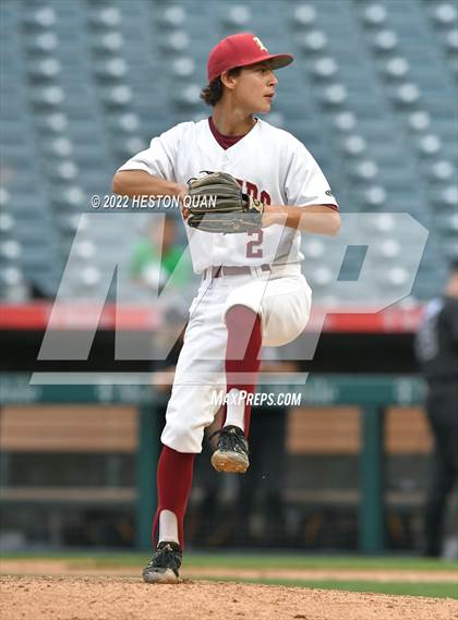 Thumbnail 1 in Warren vs. La Serna photogallery.