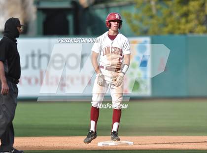 Thumbnail 2 in Warren vs. La Serna photogallery.