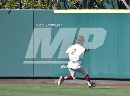 Thumbnail 3 in Warren vs. La Serna photogallery.