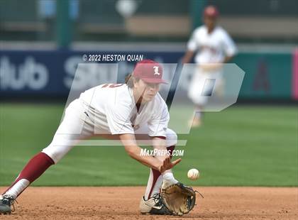 Thumbnail 2 in Warren vs. La Serna photogallery.