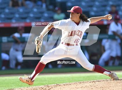 Thumbnail 2 in Warren vs. La Serna photogallery.