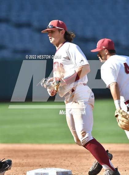 Thumbnail 1 in Warren vs. La Serna photogallery.