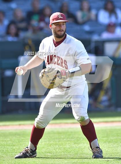 Thumbnail 3 in Warren vs. La Serna photogallery.