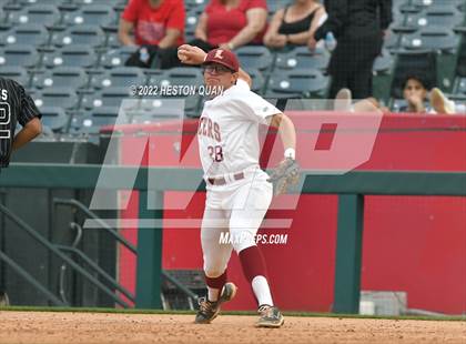 Thumbnail 2 in Warren vs. La Serna photogallery.