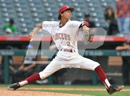 Thumbnail 2 in Warren vs. La Serna photogallery.