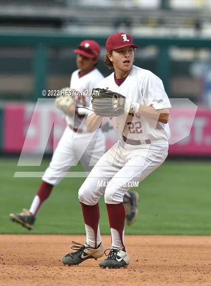 Thumbnail 3 in Warren vs. La Serna photogallery.