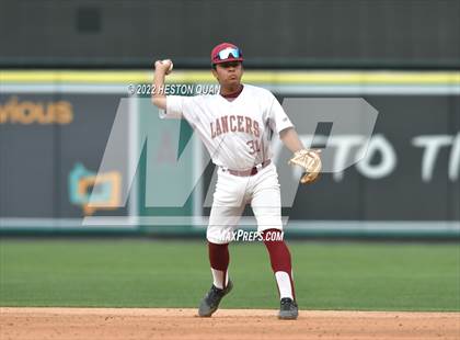 Thumbnail 1 in Warren vs. La Serna photogallery.