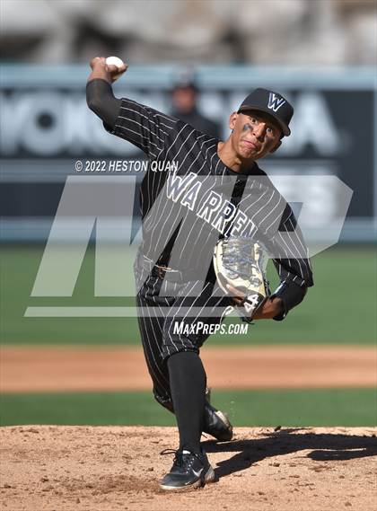 Thumbnail 2 in Warren vs. La Serna photogallery.