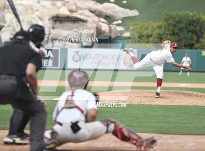 Thumbnail 3 in Warren vs. La Serna photogallery.