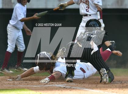 Thumbnail 1 in Warren vs. La Serna photogallery.
