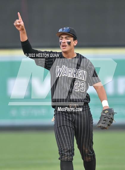 Thumbnail 1 in Warren vs. La Serna photogallery.