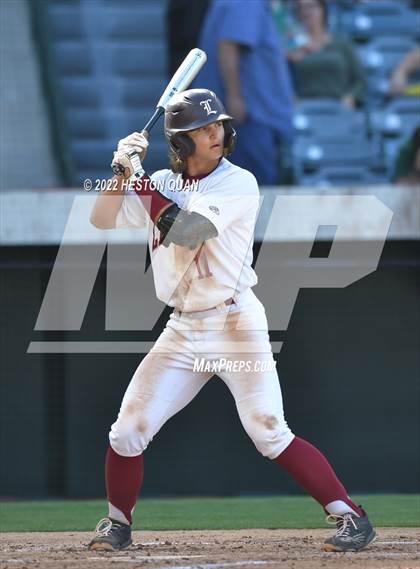 Thumbnail 2 in Warren vs. La Serna photogallery.