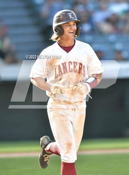 Thumbnail 2 in Warren vs. La Serna photogallery.