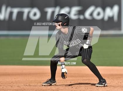 Thumbnail 2 in Warren vs. La Serna photogallery.