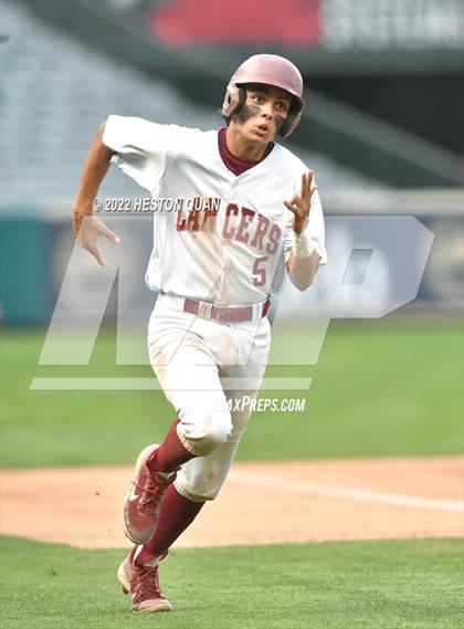 Thumbnail 3 in Warren vs. La Serna photogallery.