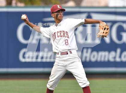 Thumbnail 3 in Warren vs. La Serna photogallery.