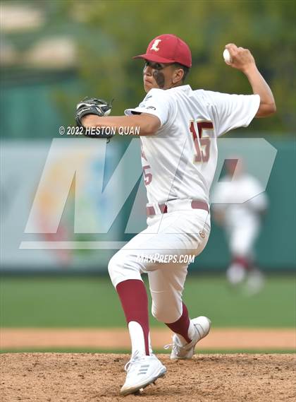 Thumbnail 1 in Warren vs. La Serna photogallery.