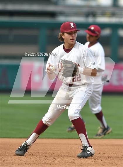 Thumbnail 2 in Warren vs. La Serna photogallery.