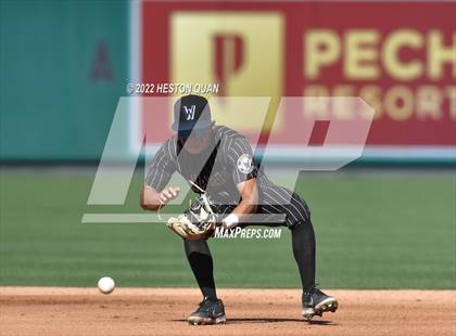 Thumbnail 1 in Warren vs. La Serna photogallery.