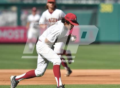 Thumbnail 1 in Warren vs. La Serna photogallery.