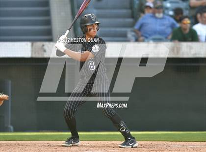 Thumbnail 1 in Warren vs. La Serna photogallery.