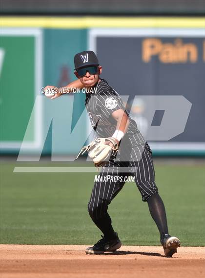 Thumbnail 2 in Warren vs. La Serna photogallery.