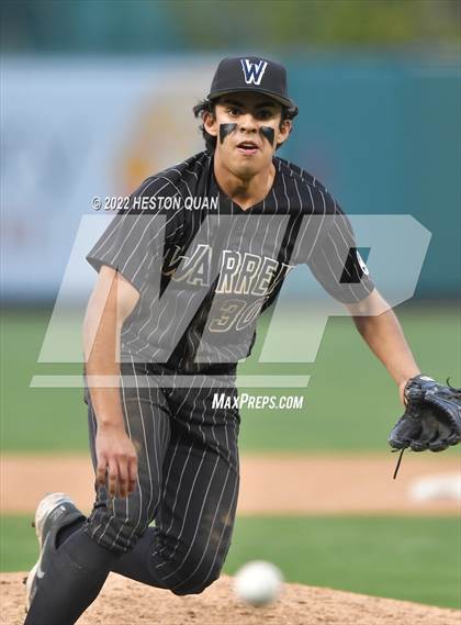 Thumbnail 1 in Warren vs. La Serna photogallery.