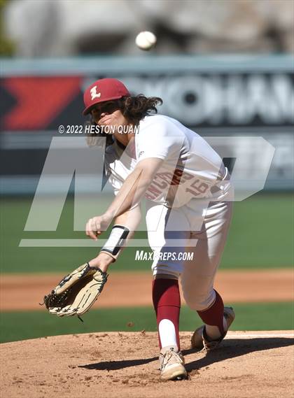 Thumbnail 3 in Warren vs. La Serna photogallery.