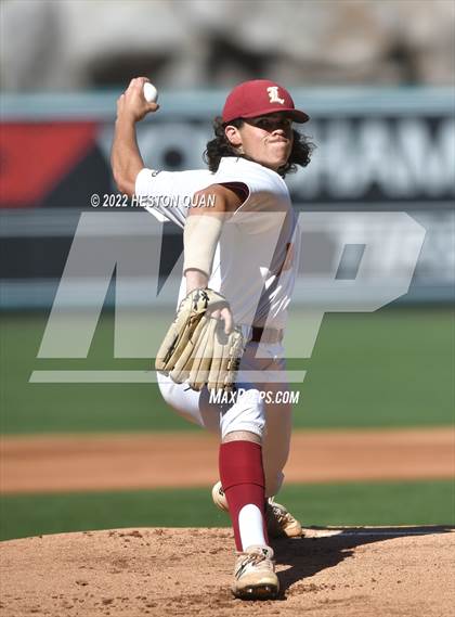 Thumbnail 1 in Warren vs. La Serna photogallery.