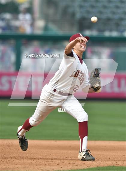 Thumbnail 1 in Warren vs. La Serna photogallery.