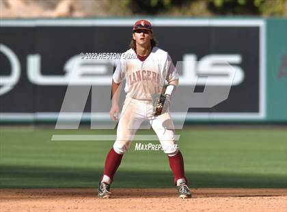 Thumbnail 3 in Warren vs. La Serna photogallery.