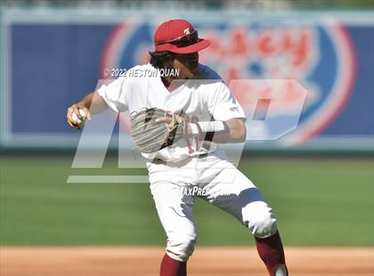 Thumbnail 2 in Warren vs. La Serna photogallery.