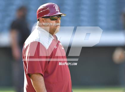 Thumbnail 2 in Warren vs. La Serna photogallery.