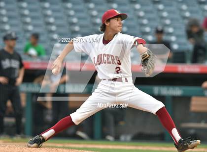 Thumbnail 3 in Warren vs. La Serna photogallery.