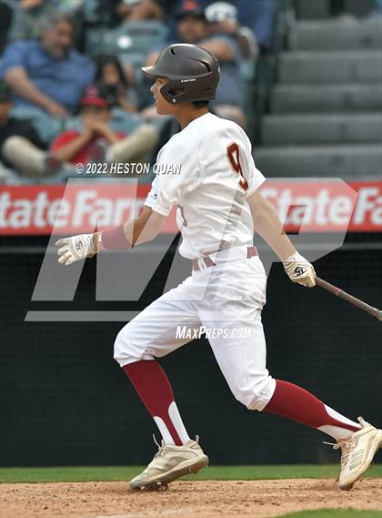 Thumbnail 2 in Warren vs. La Serna photogallery.