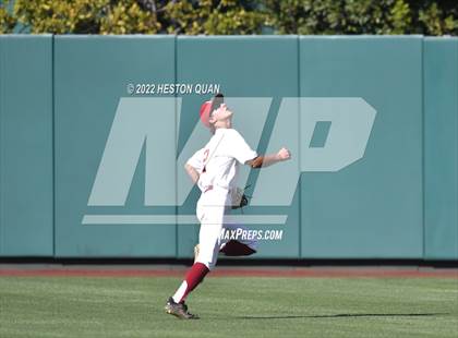 Thumbnail 2 in Warren vs. La Serna photogallery.